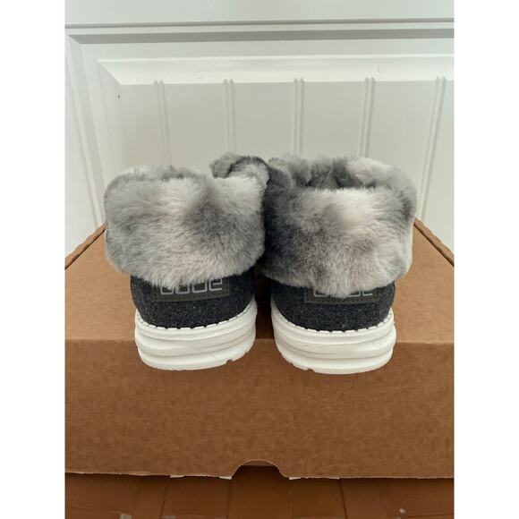 Hey Dude Britt Sunset Smoke Fur Lined Slip On Shoes Womens Size 11 Gray